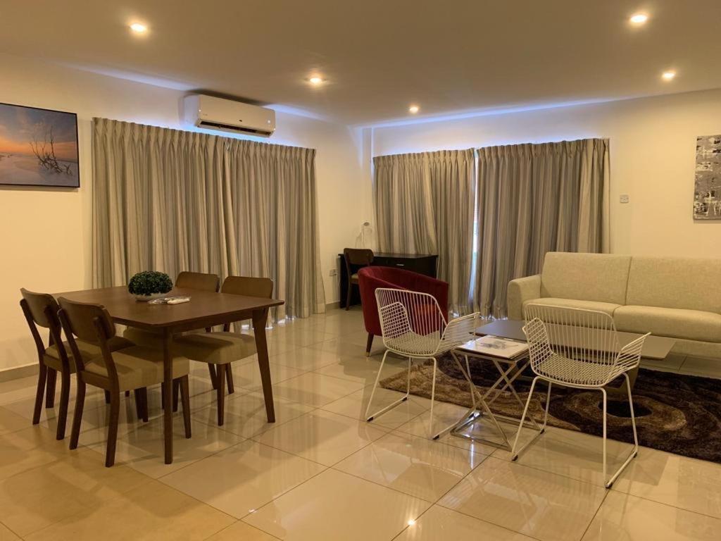 The Gallery Luxury Apartments Accra Bagian luar foto